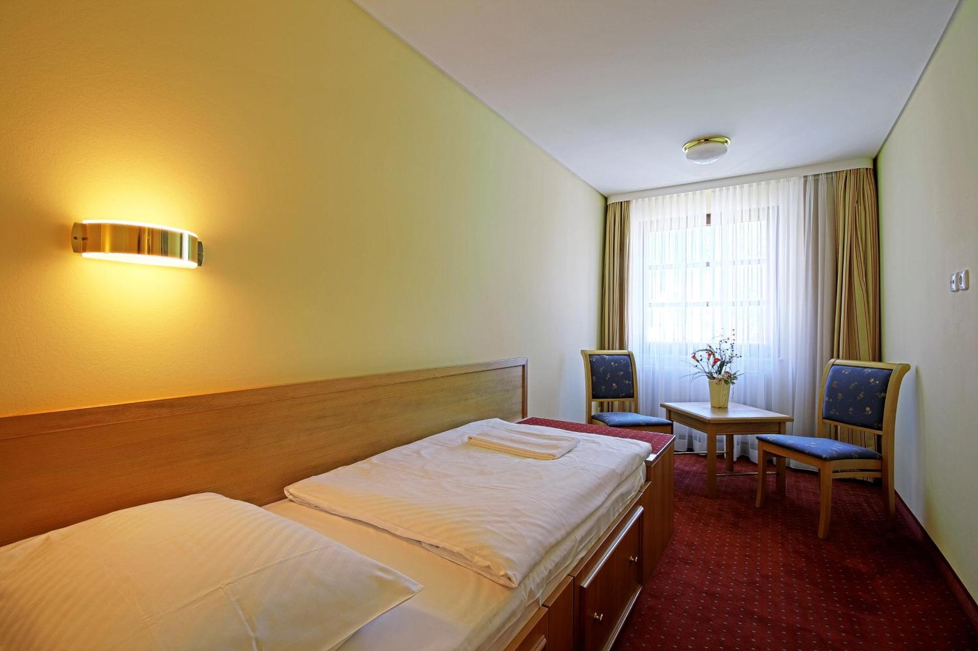 Ringhotel Warnemuender Hof Rostock Exterior photo